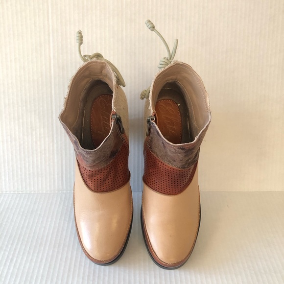 Elite Rags Cognac & Tan Booties - Picture 4 of 13